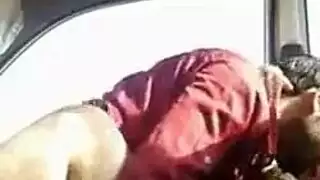ركوب مهبل أملس بعد مص قضيب مكثف في المركبة إباحية محجبة