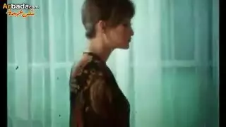عاهرة أمريكية ساخنة تحب القضيب الحلو