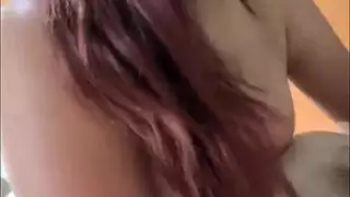 فيديو إكس إكس إكس كامل: الأميرة العربية في الزي تمص وتضاجع بقوة