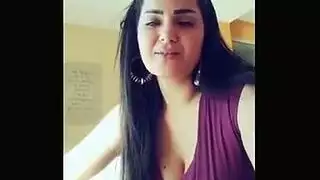 سما تأخذ عدة أعضاء ذكرية في فيلم بورنو مصري خشن