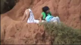 مشهد سكس مصري: قذف عميق داخل الكس على الجبل